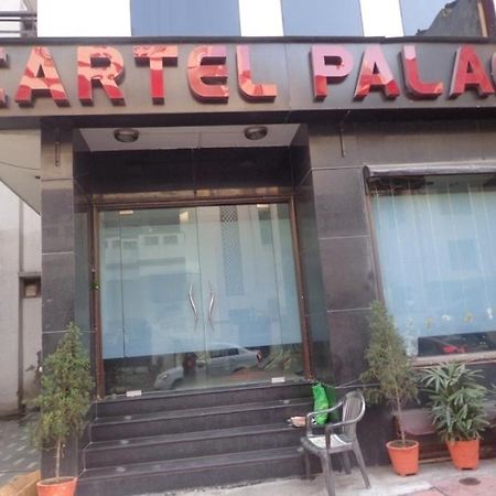 Cartel Palace Делхи Екстериор снимка